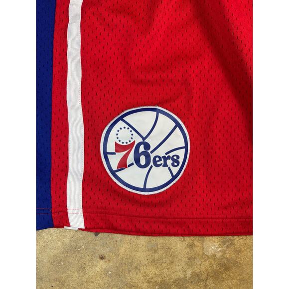 Mitchell & Ness NBA 76ers Hardwood Classics Shorts 4XL Red Blue Mesh Retro - Picture 3 of 10